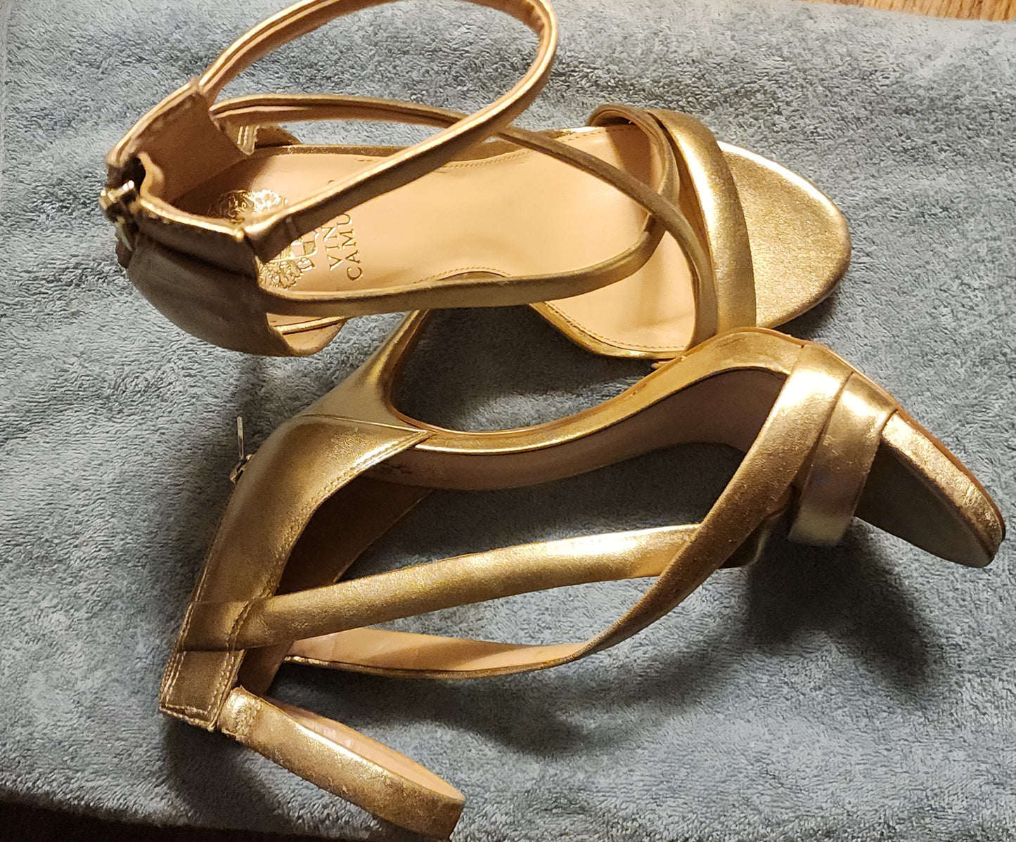 Vince Camuto Women's Devinhara High Heel Dress Heeled Sandal. Gold. Sz 10.5