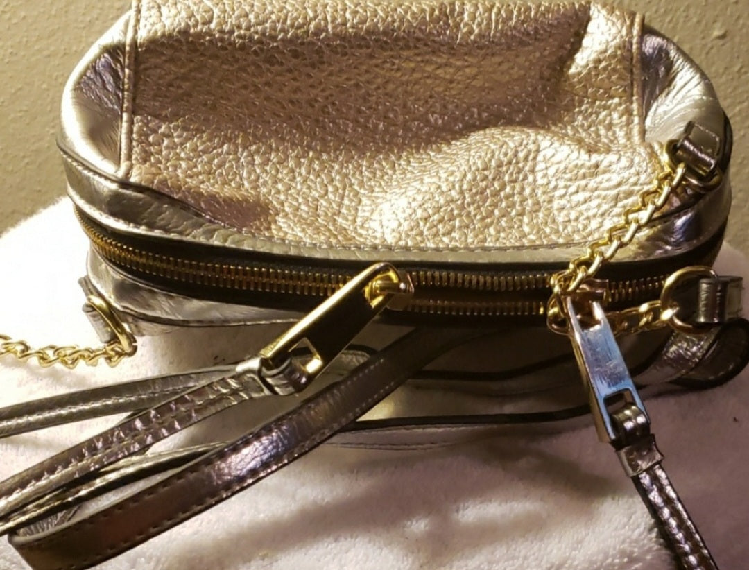 Kate Landry silver lthr crossbody