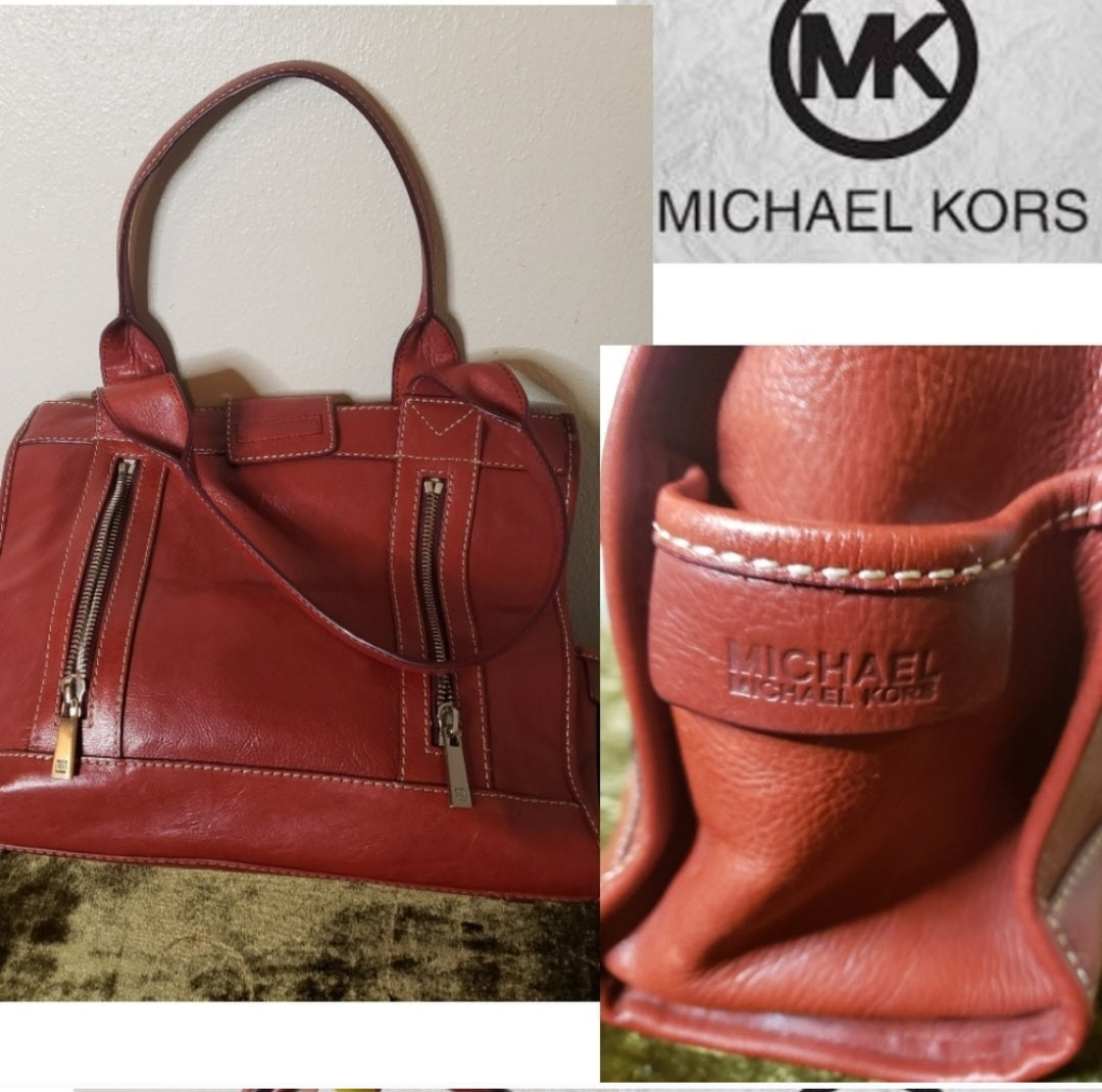Michael Kors lrge red leather 😍 handbag