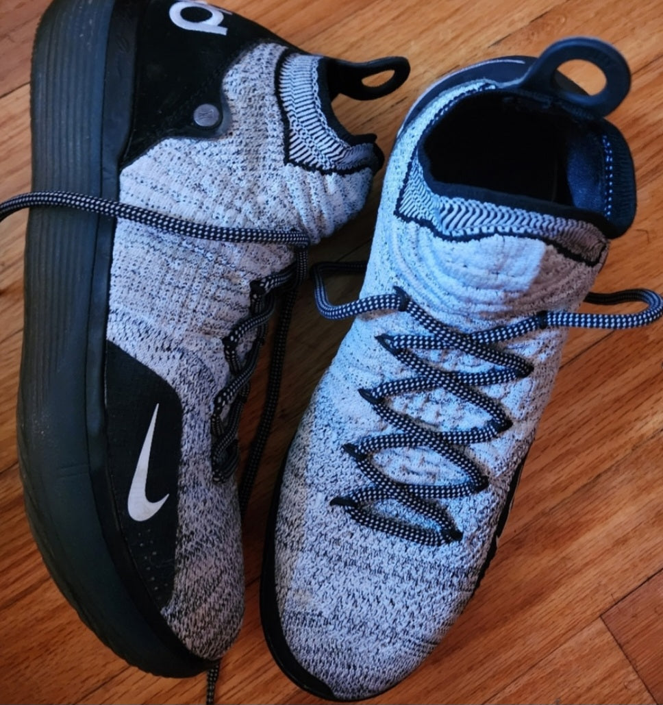 Kevin Durant's Nike Zoom. Sz 11. Returns. No box.