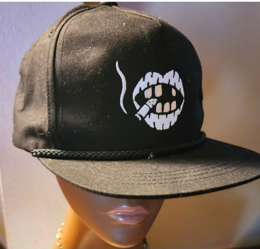 Yupoong Classic SB. New