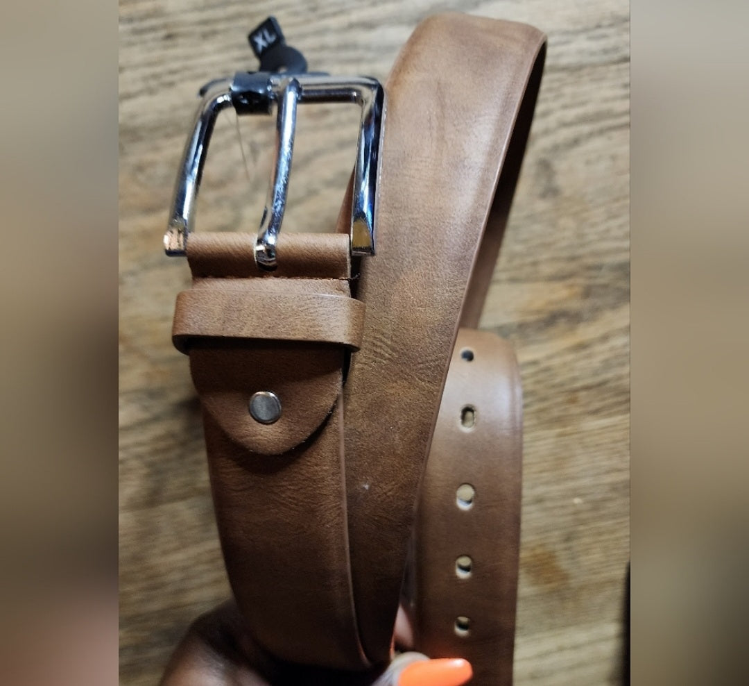 Sz XL 42-44 Riverton genuine leather men's belt. New. Sz XL 42-44