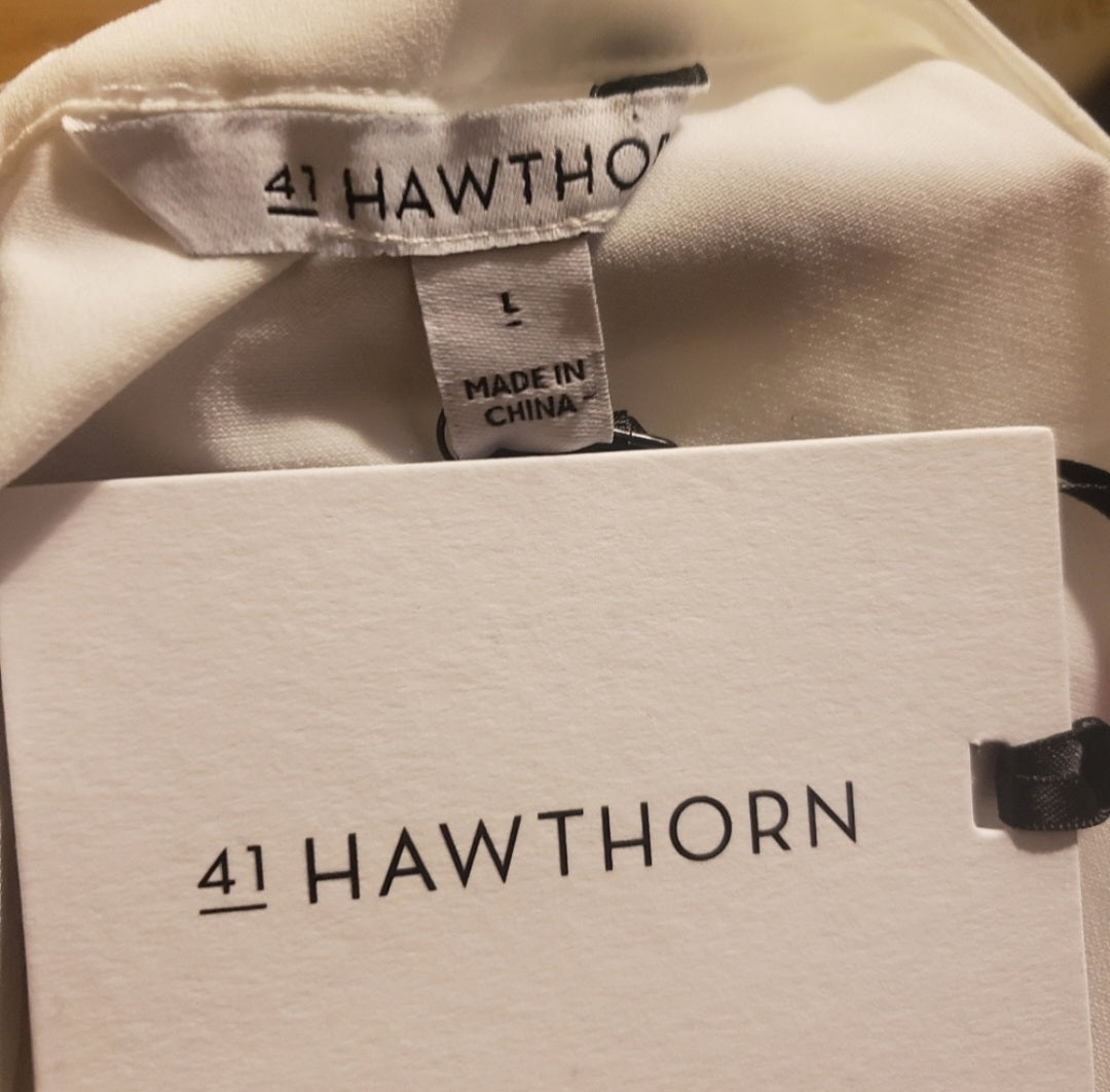 41 Hawthorn white faux wrap neck tie sleeveless top. 3/Large 2/med.
