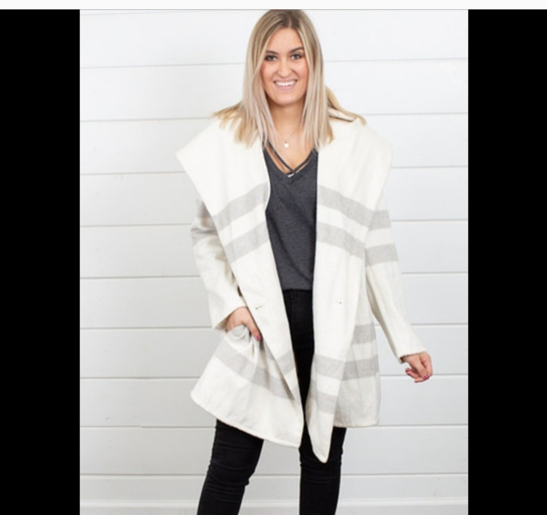 Lovestitch The New Yorker easy coat. Sz M