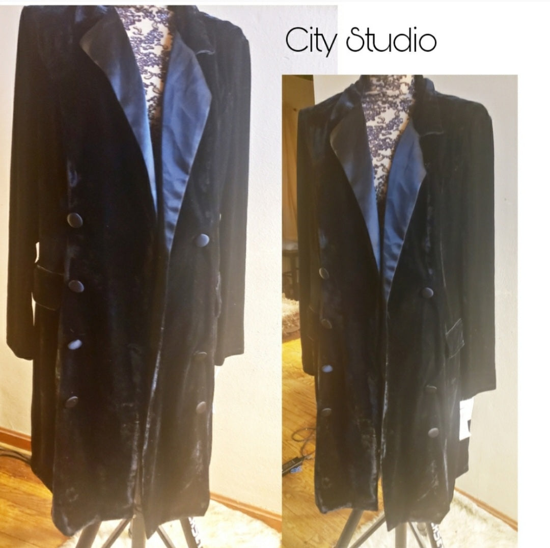 City Studio Velvet Tuxedo Long Blazer Dress. Plus Sz 1x