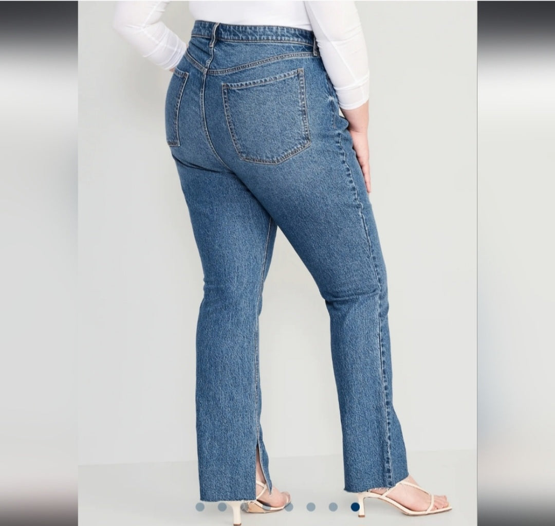 Old navy extra high rise kicker boot cut secret slim pocket denims. Sz 28