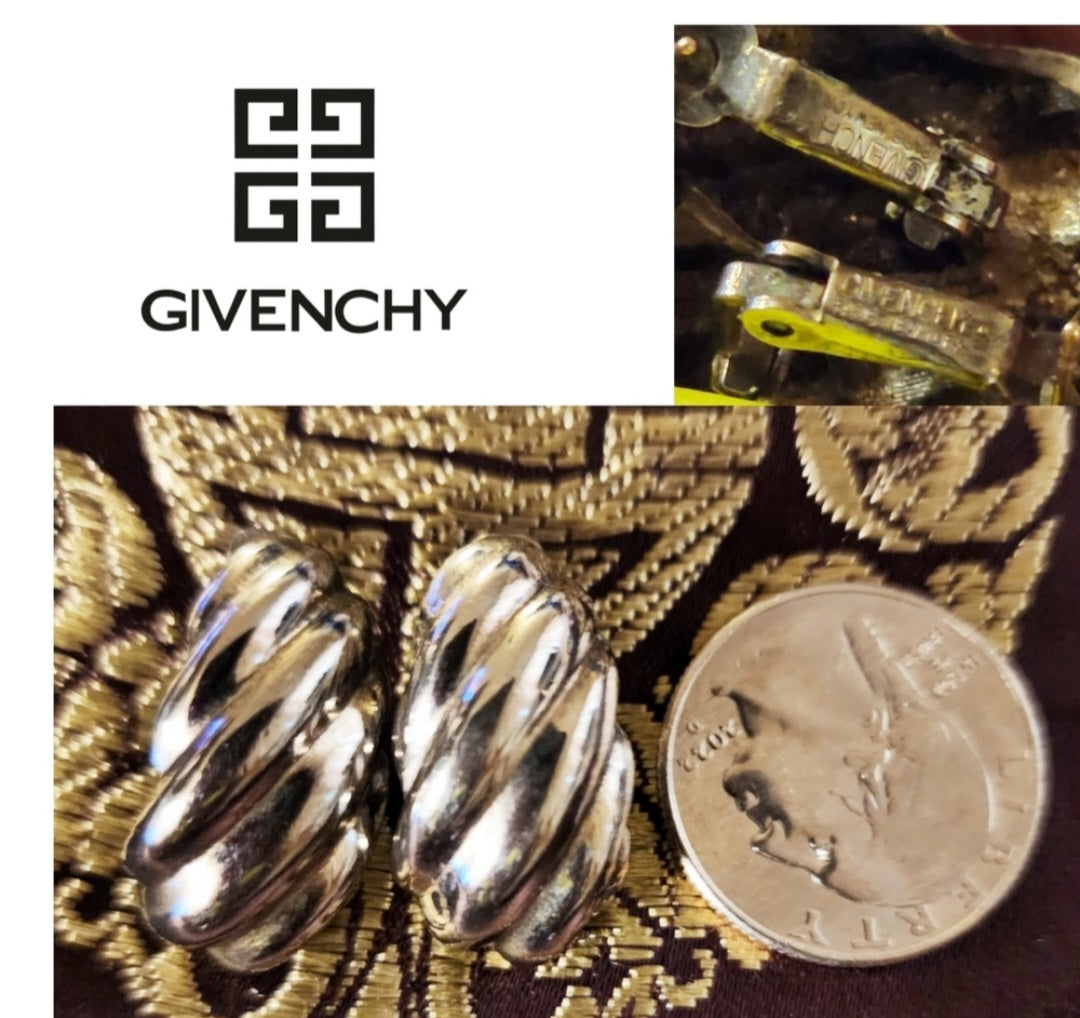 Vintage Givenchy SS pierced San Marco earrings. w/metal hinge security clasp.
