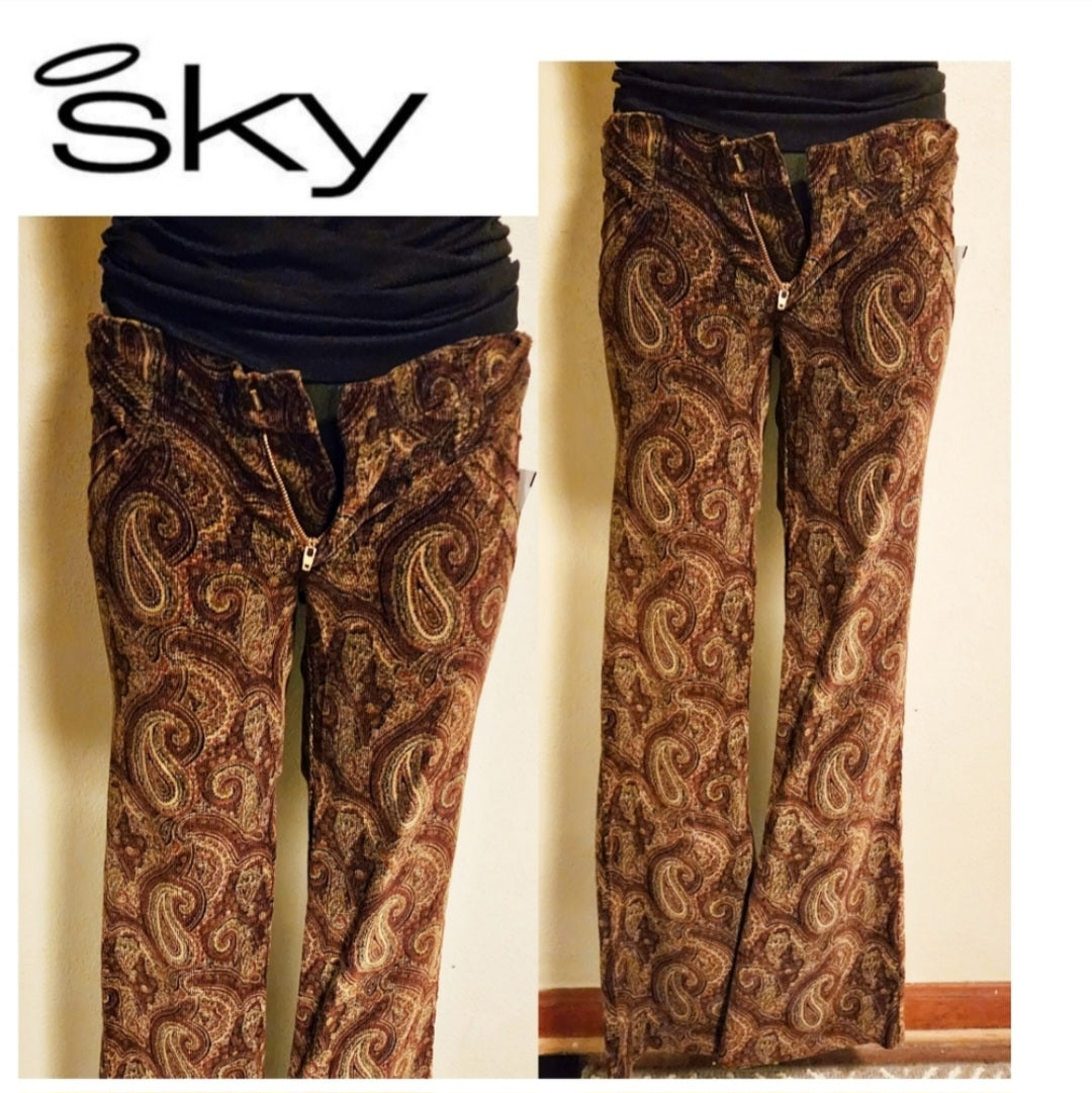 Sky Boho Corduroy flare pants. Sz Sm