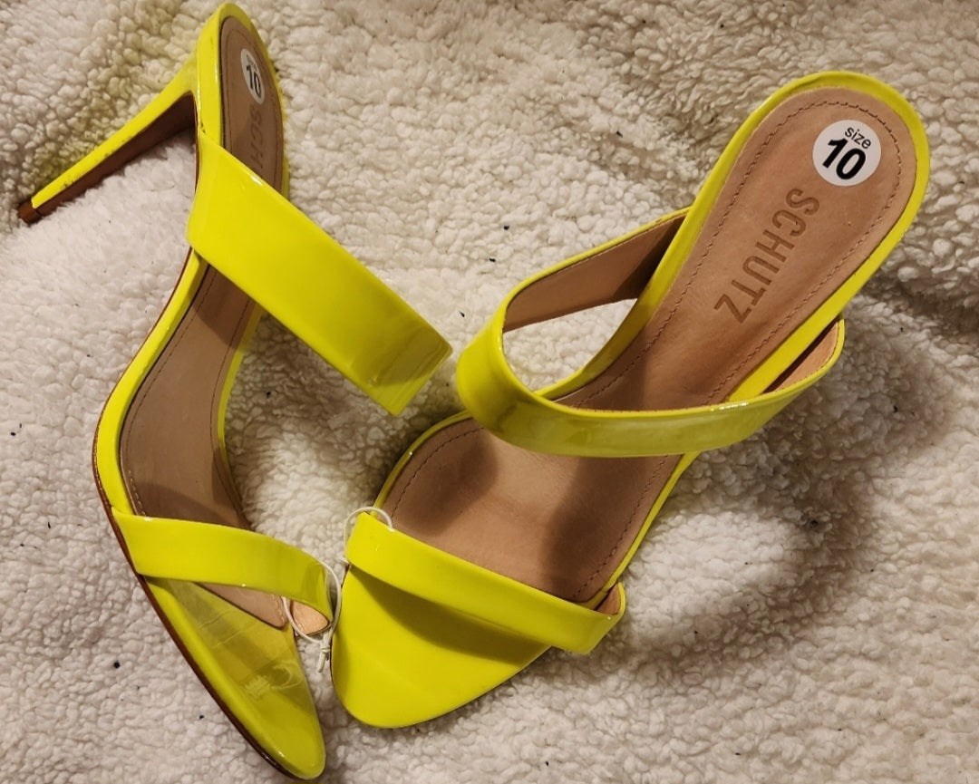 Schutz neon yellow strappy mule/slides/sandal heels. Sz 10.