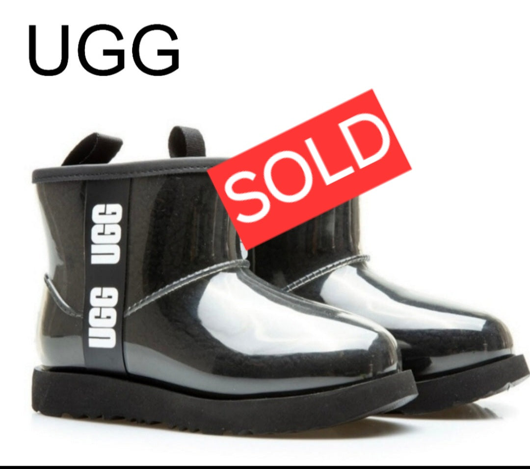 Auth UGG Natural Classic Clear Mini II Boots. Sz 10