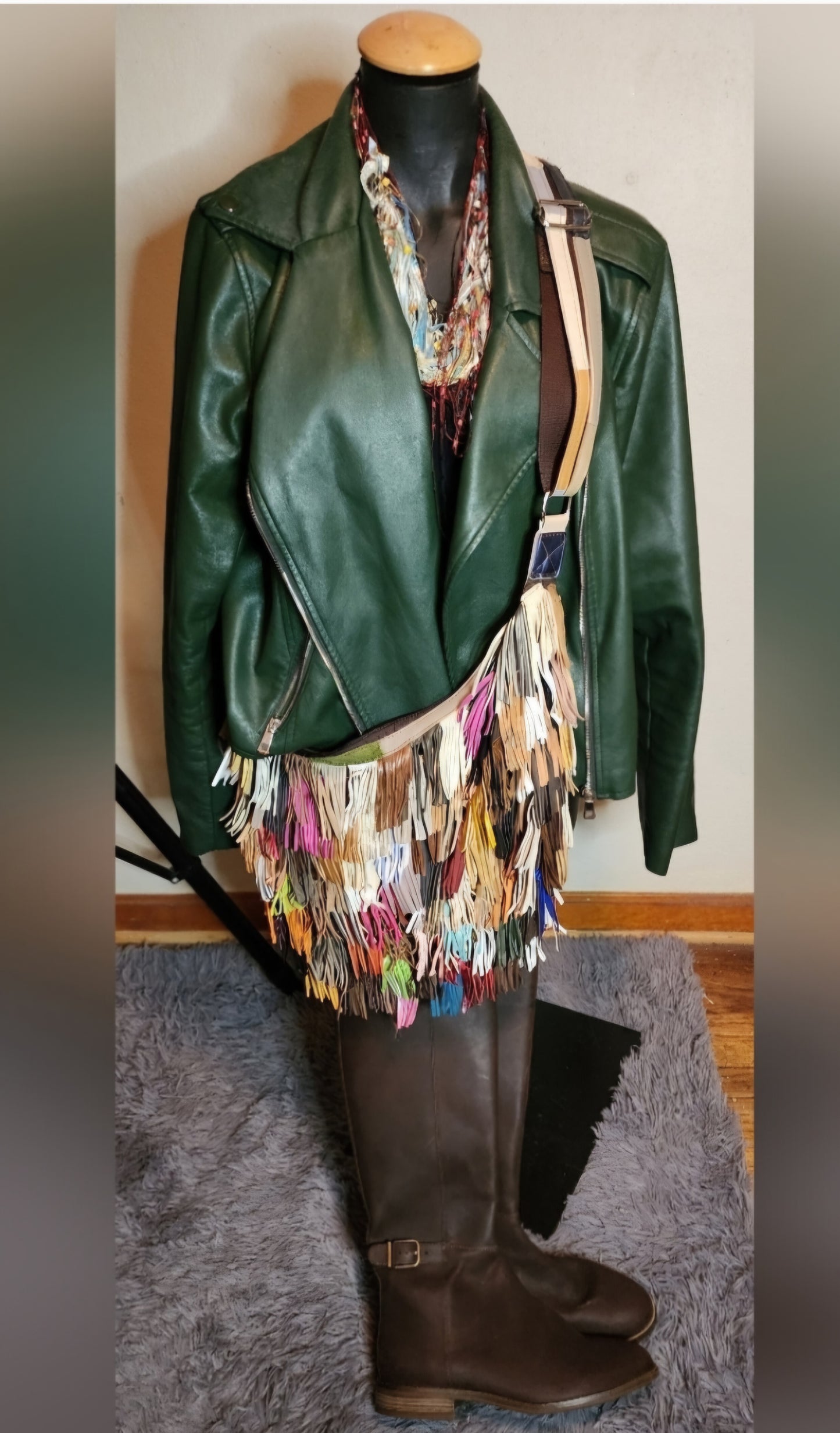 XL 100% Leather Patchwork Tab Fringe Handbag. Beautiful!
