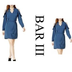 BAR III COLD RUFFLE SHOULDER DRESS. Sz Sm