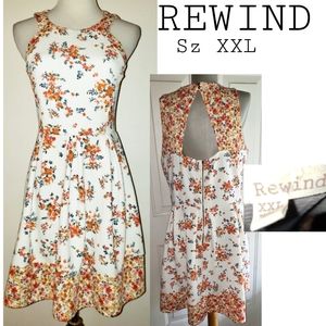 Rewind textured floral skater dress. Sz XXL