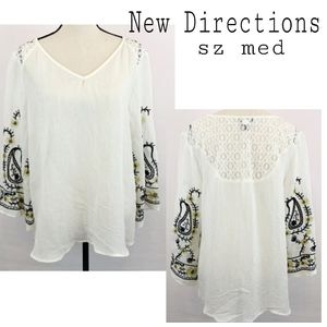 New Direction Peasant Style V Neck Blouse. sz Med