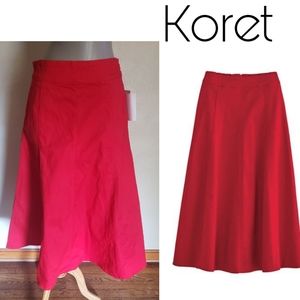 Koret®
Red Gored Denim Skirt. Sz 8p