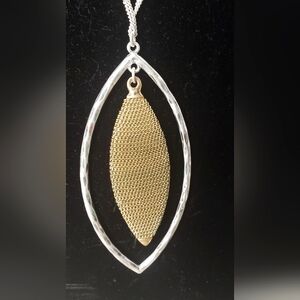 Canvas brushed silver/gold necklace/bracelet set.