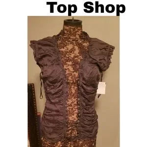 Top Shop lace-up front top. Sz 10. New