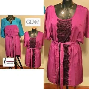 Glam boho lace panel dress. Size small. New.