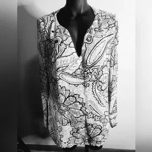 I.e. paisley print top. Sz XL