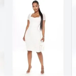 Fashion Nova "make it true" ruched dress. Sz Med