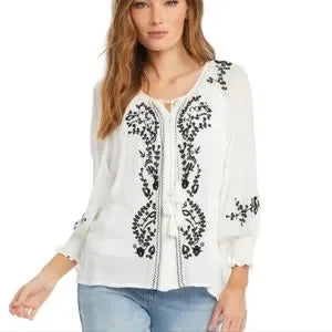 Karen Kane embroidered peasant top. Sz Med. Org $118