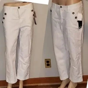 Dictionary sailor crop pants. Sz 10. New White