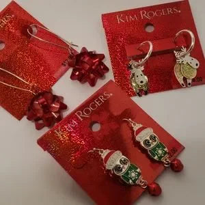 3/$20 Kim Rogers Holiday earrings (1b)