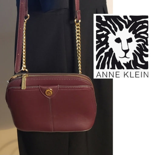 Anne Klein Burgundy chain/leather shoulder purse.