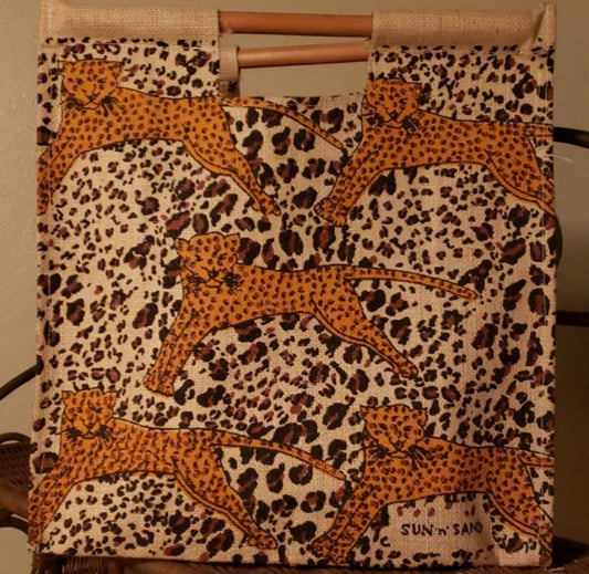 Sun n' Sand leaping leopards jute/tote bag. Nwt