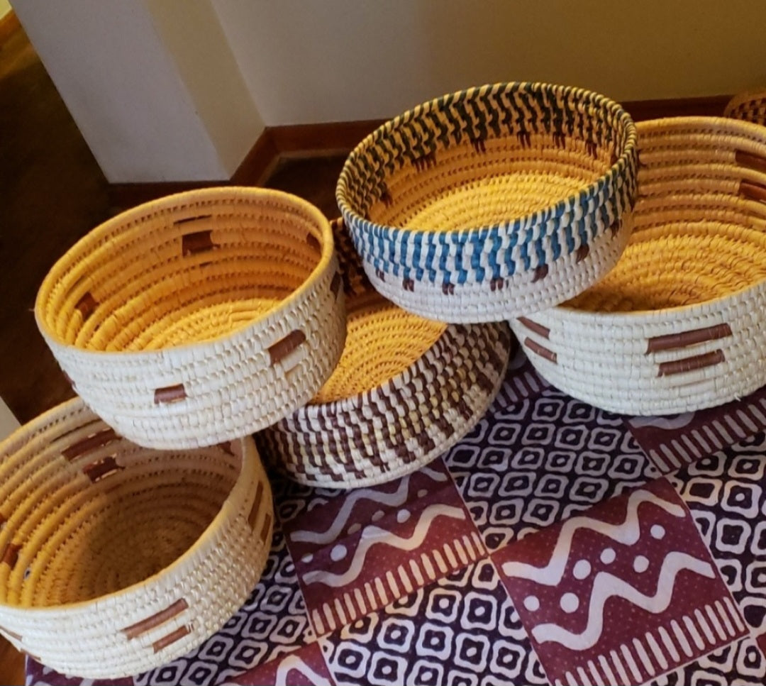 Tanzania papyrus table top baskets.