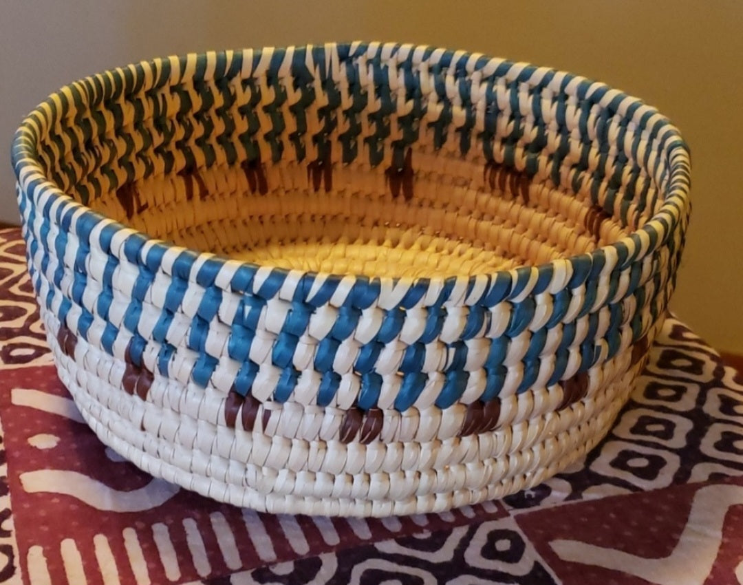 Tanzania papyrus table top baskets.