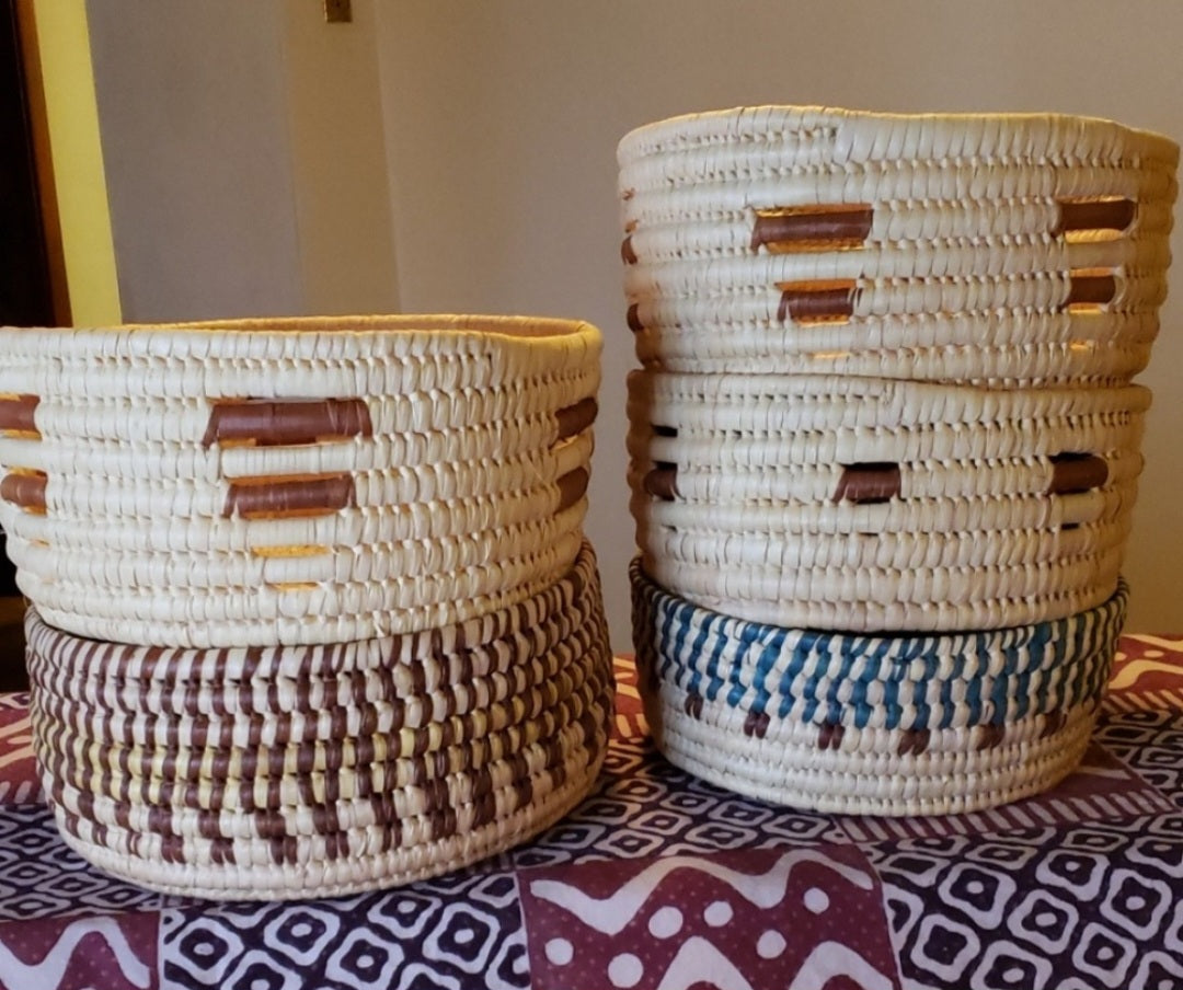 Tanzania papyrus table top baskets.