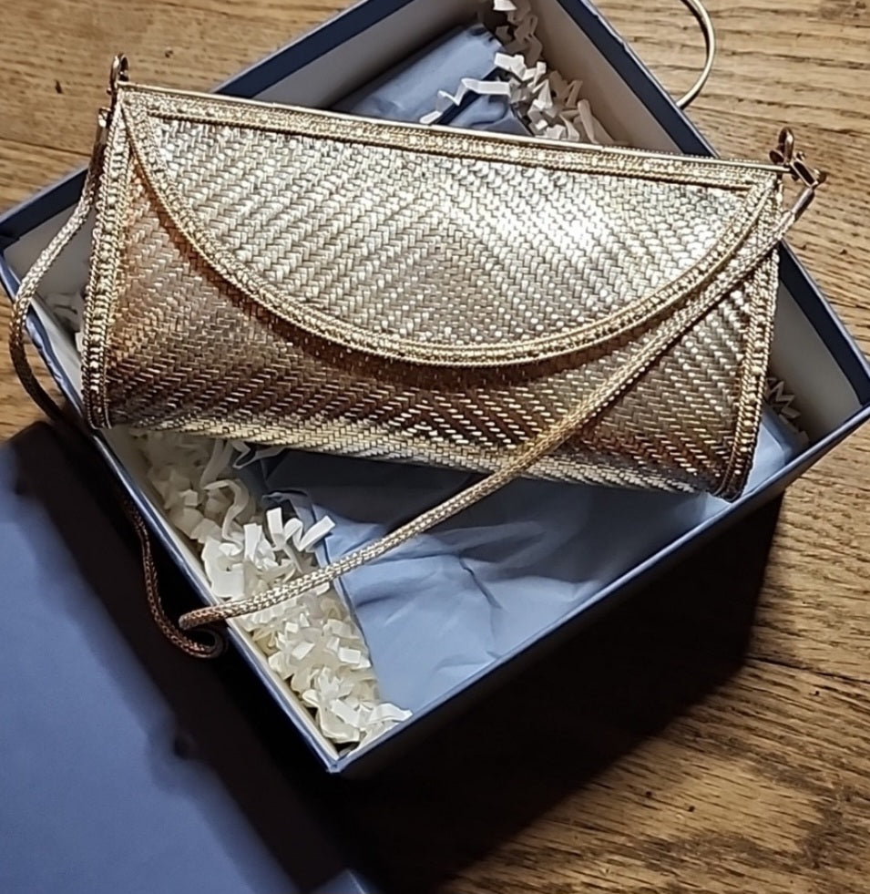 Vintage Silver Metal Woven Mirrored Clutch/Purse. Comes with original box. 6"x4"