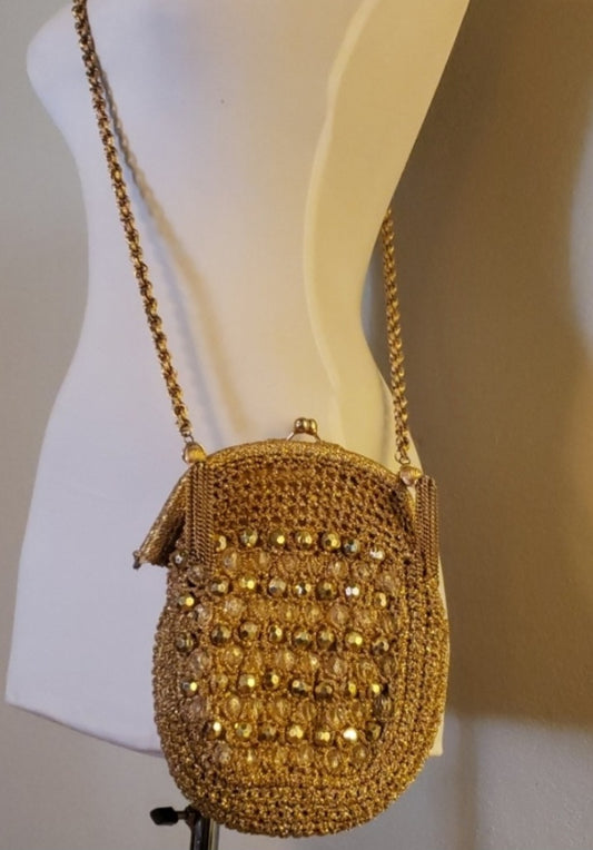 Vintage 60's Italian gold beaded bag. 😍