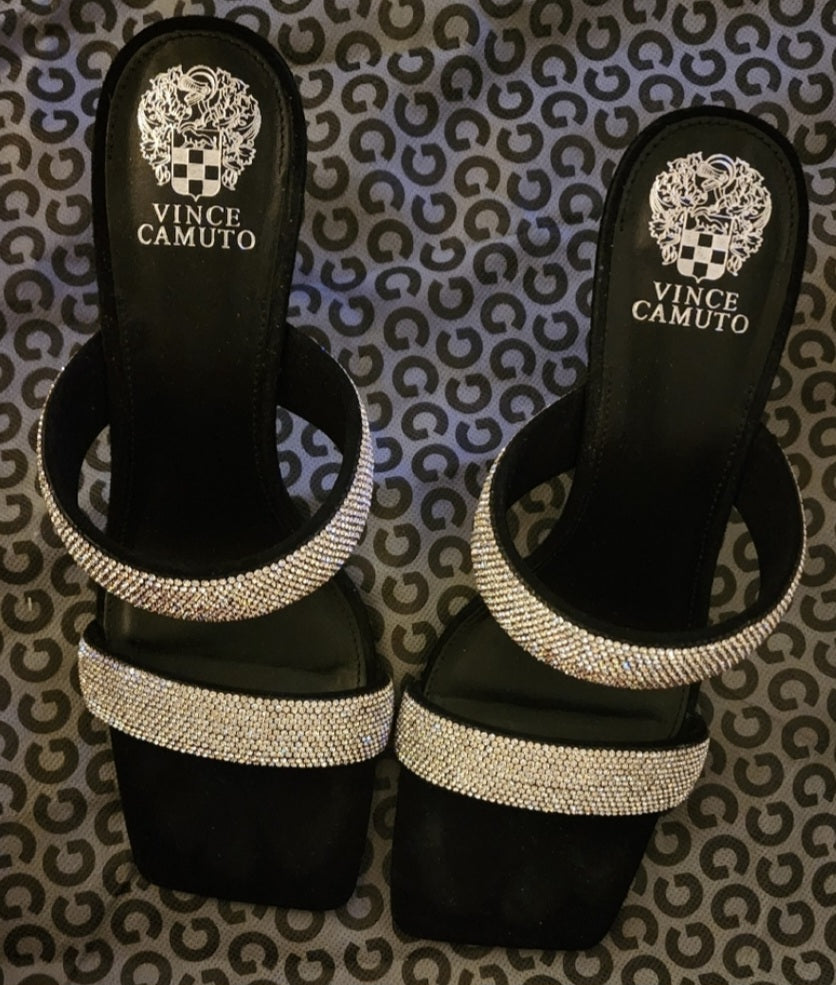 VINCE CAMUTO Aslee Embellished Slide Sandals. Sz 10.  New