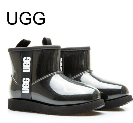 Auth UGG Natural Classic Clear Mini II Boots.  Sz 10