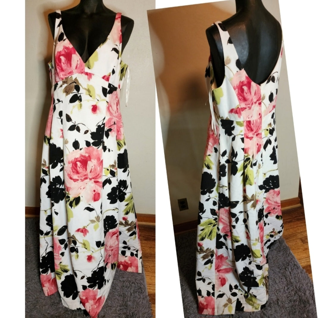 Ralph Lauren floral full length evening dress. Plus Sz 16 Originally $290. DEAL!