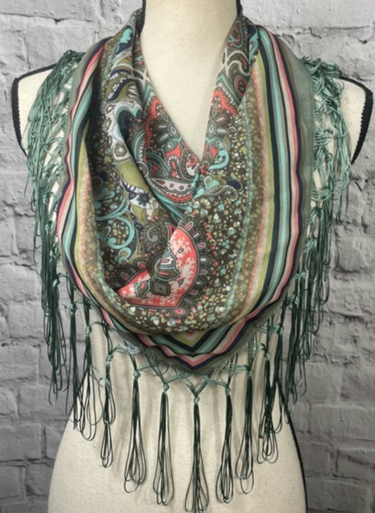 Fringe infinity accessory bl/grn neck scarf.