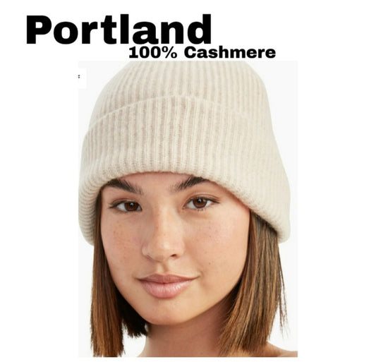 Portland %100 cashmere ribbed hat. Soft! Org $102