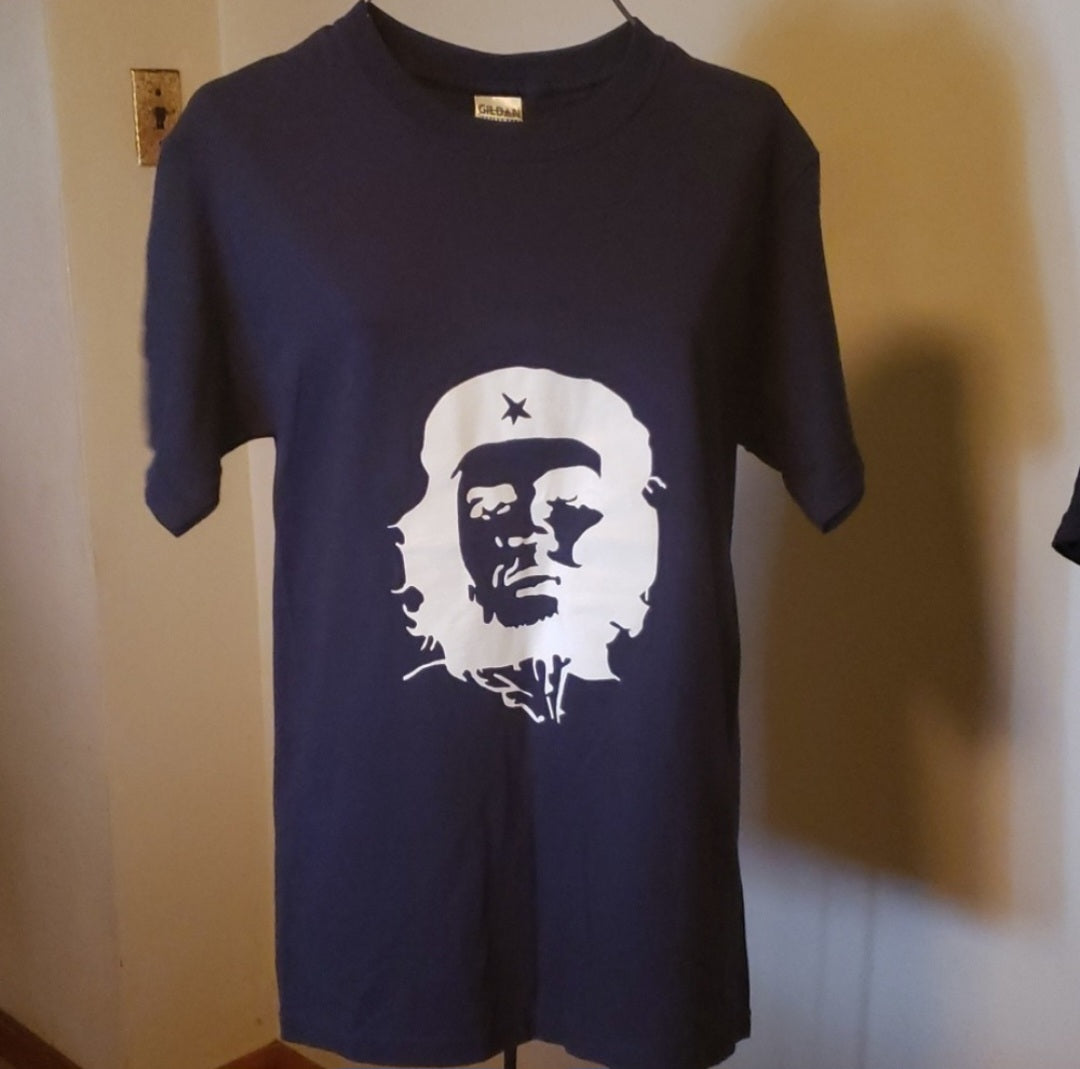 "Che" Ernesto Guevara graphic tee.  Size Sm & XLrg avail.   New