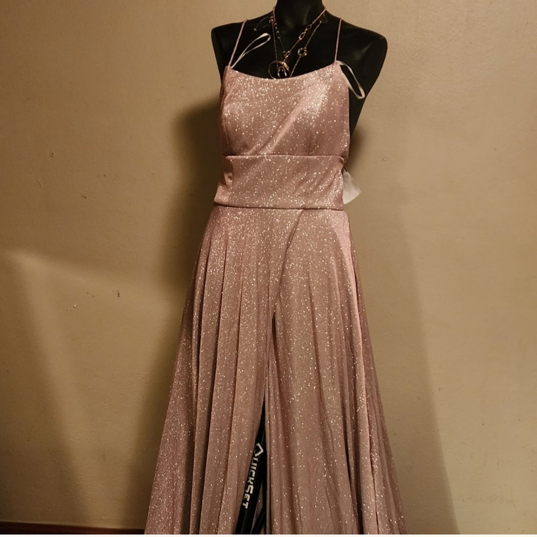 Betsy & Adams Pink Shimmer Tie Back Fit/Flare Gown. Sz 6 and a sz 8. Org $259 😍