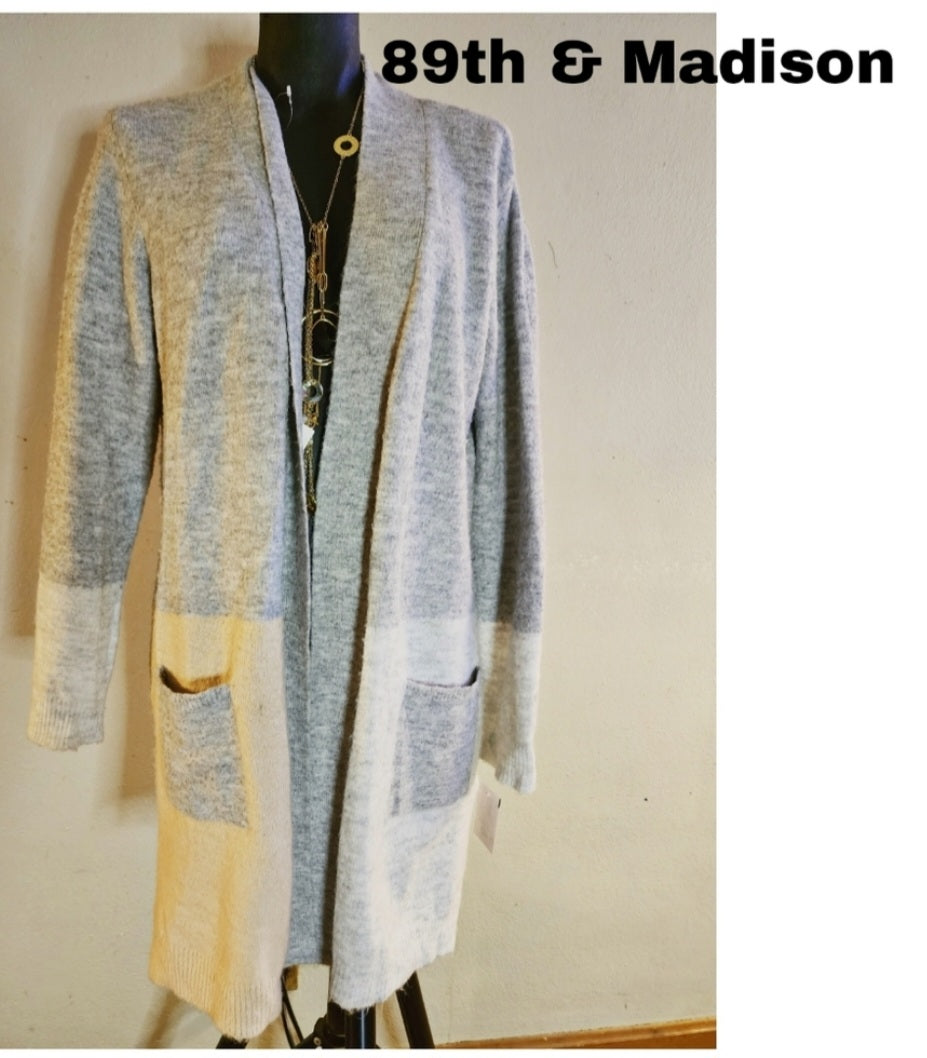 89th & Madison long colorblock cardigan.  Sz Large. (Pink/gray)