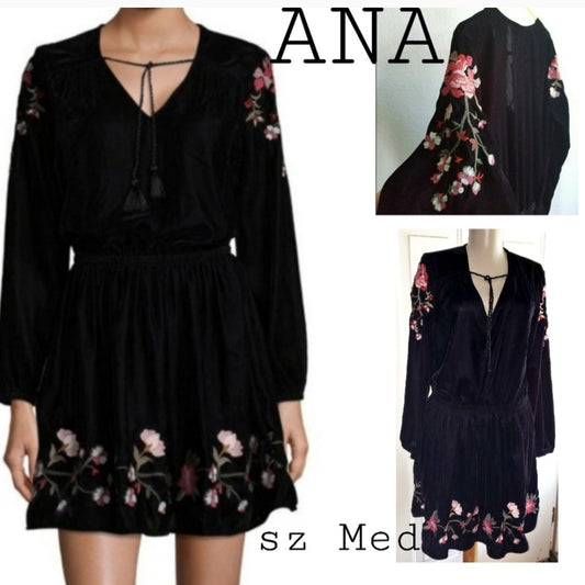 A.N.A black velvet embroidered dress. Sz Med