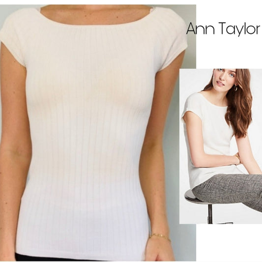 Ann Taylor cap sleeve ribbed top. Sz Sm