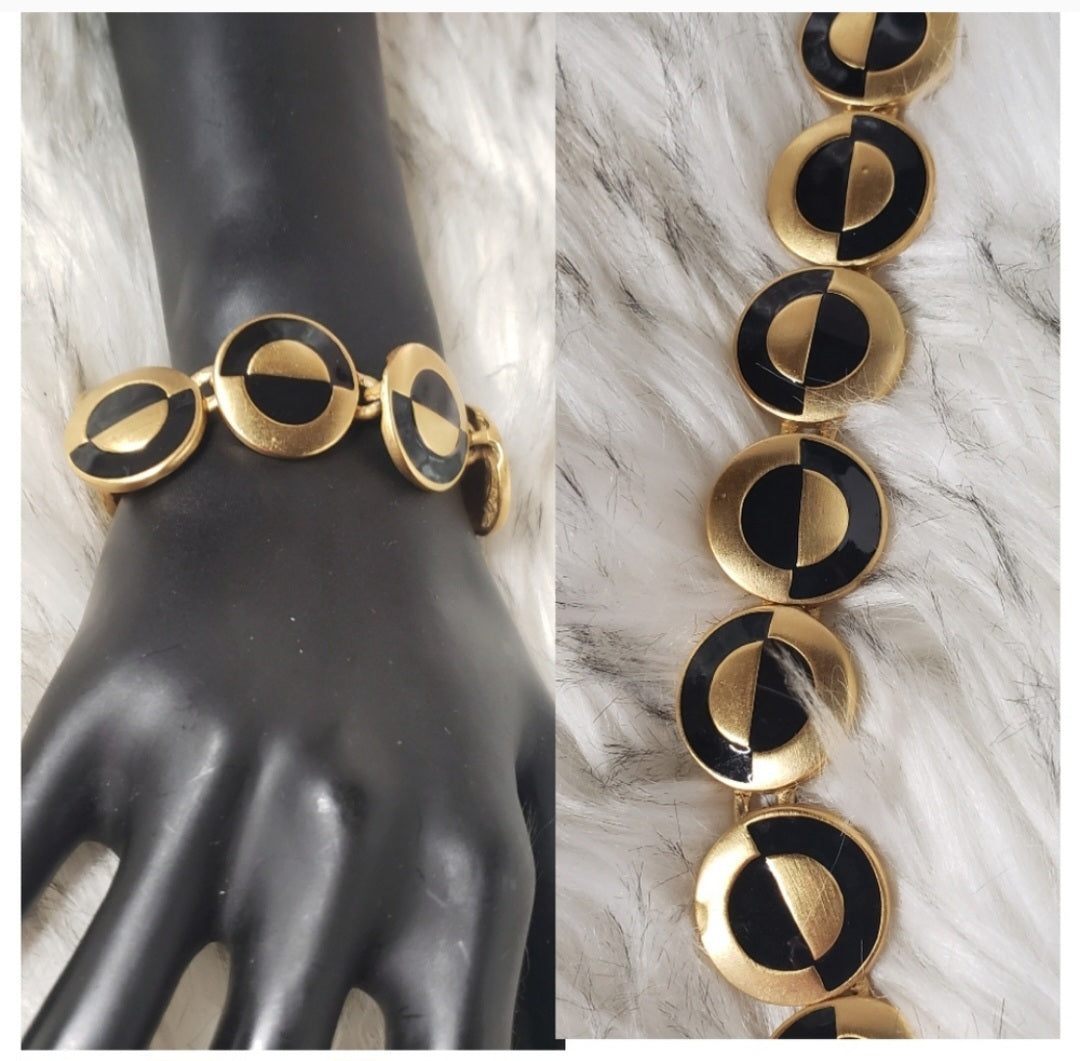 Vintage Couture Anne Klein blk/gold retro deco bracelet. EUC