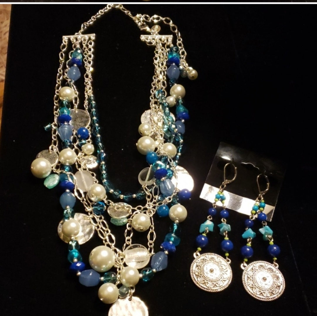 White House Black Market silver/blue/turquiose beaded set.