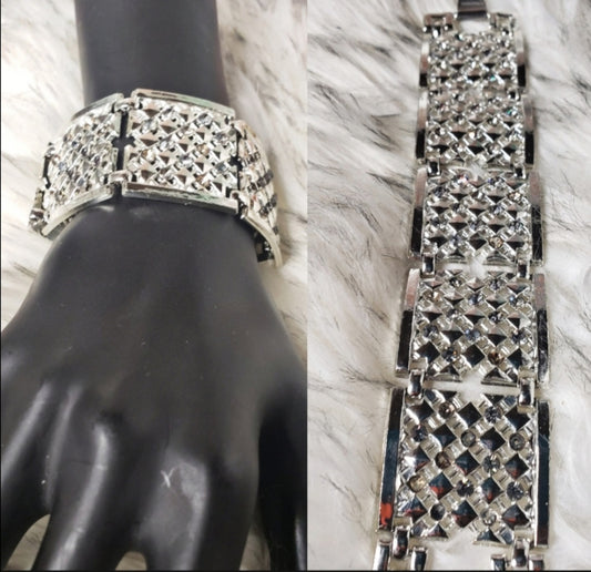 Great quality silver/rhinestone bracelet.