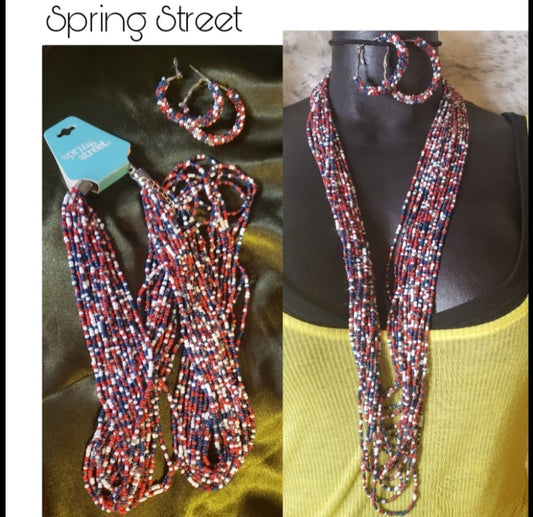 Street Spring seed beaded necklace set.   New