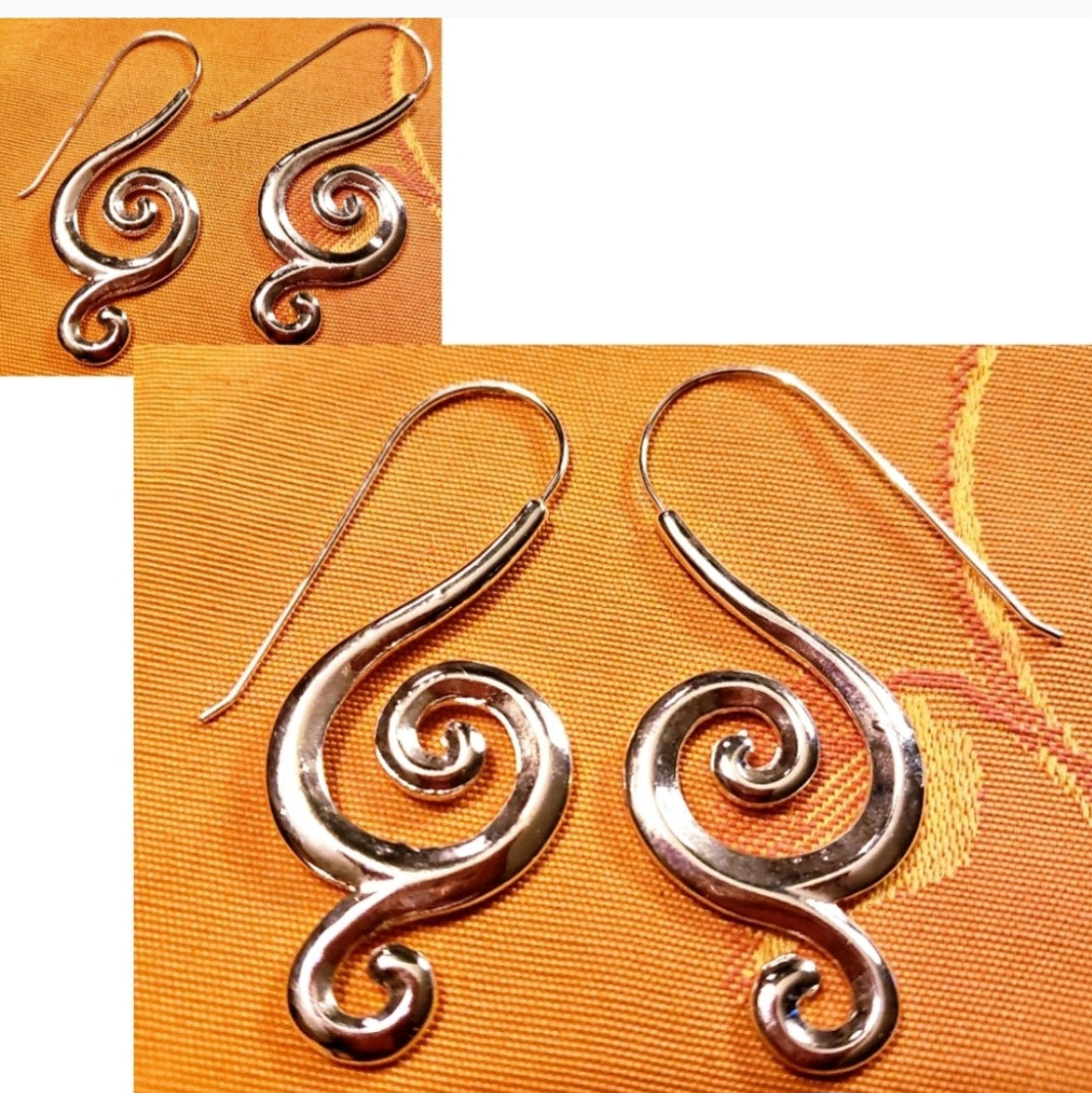 Beautiful Silver Filigree Drop Swirl Earrings