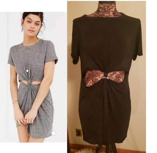 Honey Punch knot front cutout dress.  Sz XL